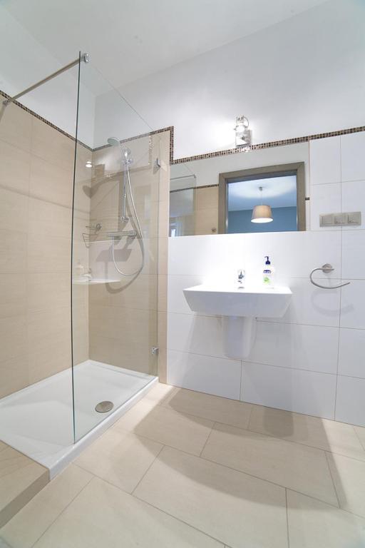 Avalis Apartamenty Poznań Buitenkant foto