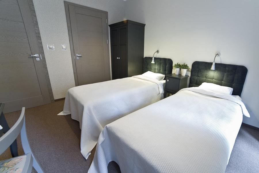 Avalis Apartamenty Poznań Buitenkant foto