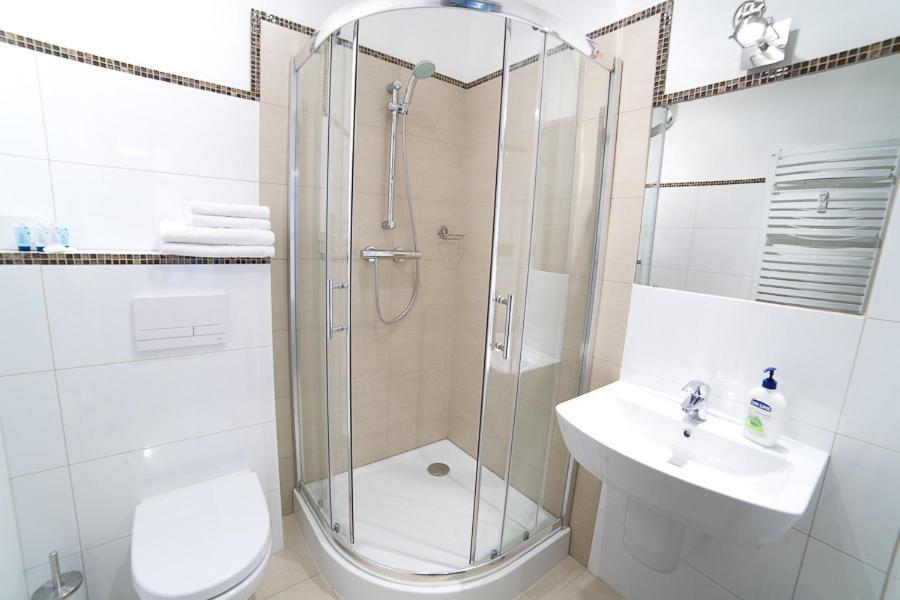 Avalis Apartamenty Poznań Kamer foto